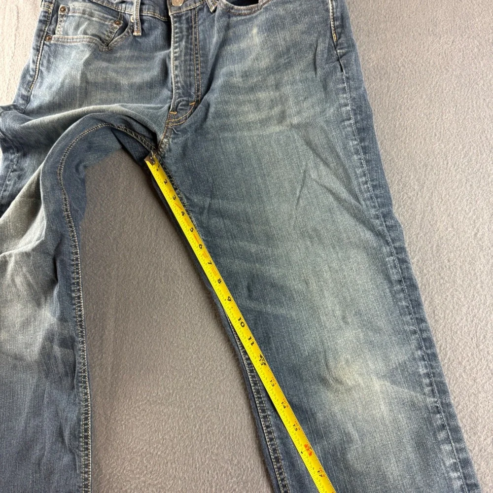 Levis item good